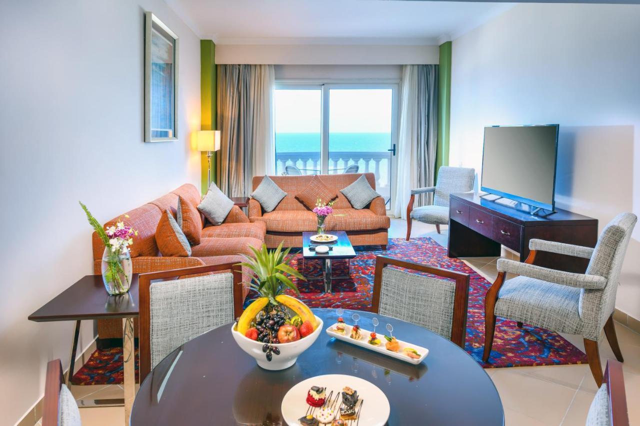Tolip Hotel Alexandria Exterior foto A room at the hotel