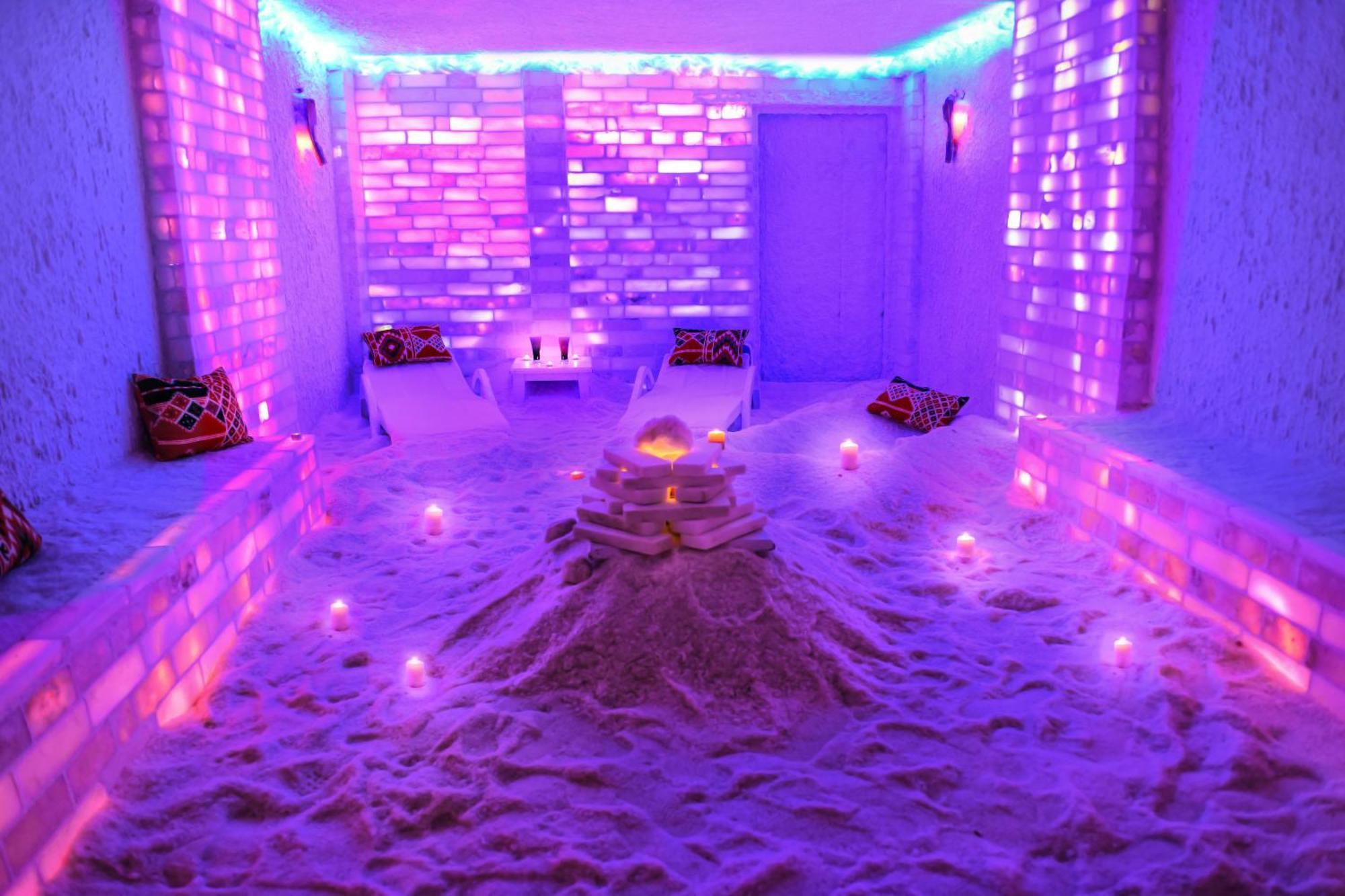 Tolip Hotel Alexandria Exterior foto A salt cave