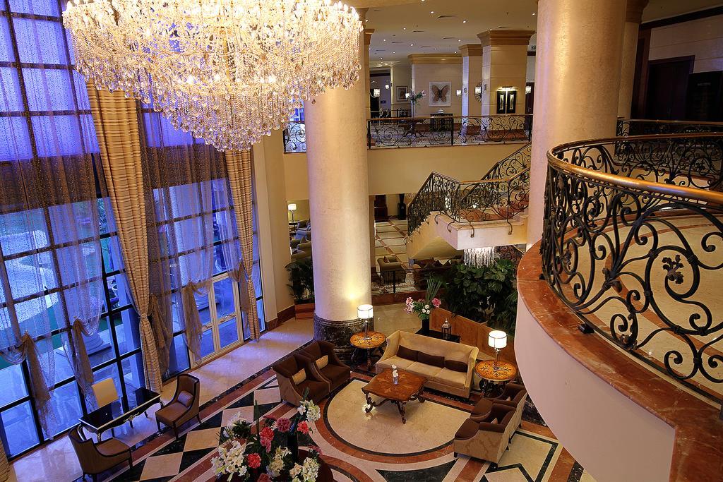 Tolip Hotel Alexandria Exterior foto The lobby of the hotel